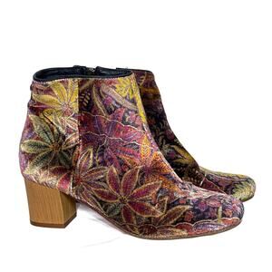 Hudson London Apisi Velvet Ankle Booties Size 39 NWOB